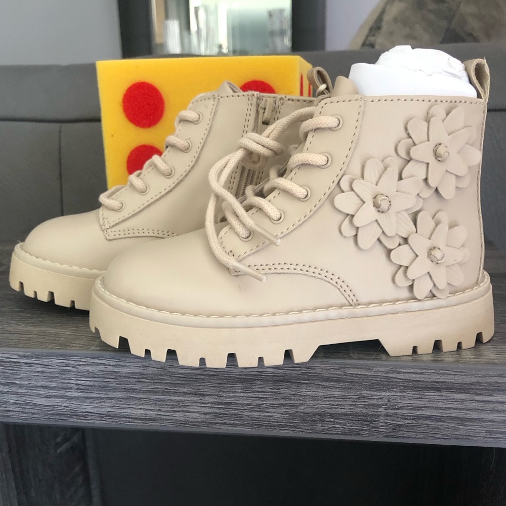Zara Beige Lace-Up Ankle Boots for Kids